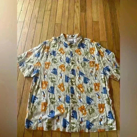 Disney Store Goofy Button Down Shirt Men’s Medium Hawaii Rayon Geometric - Picture 1 of 7